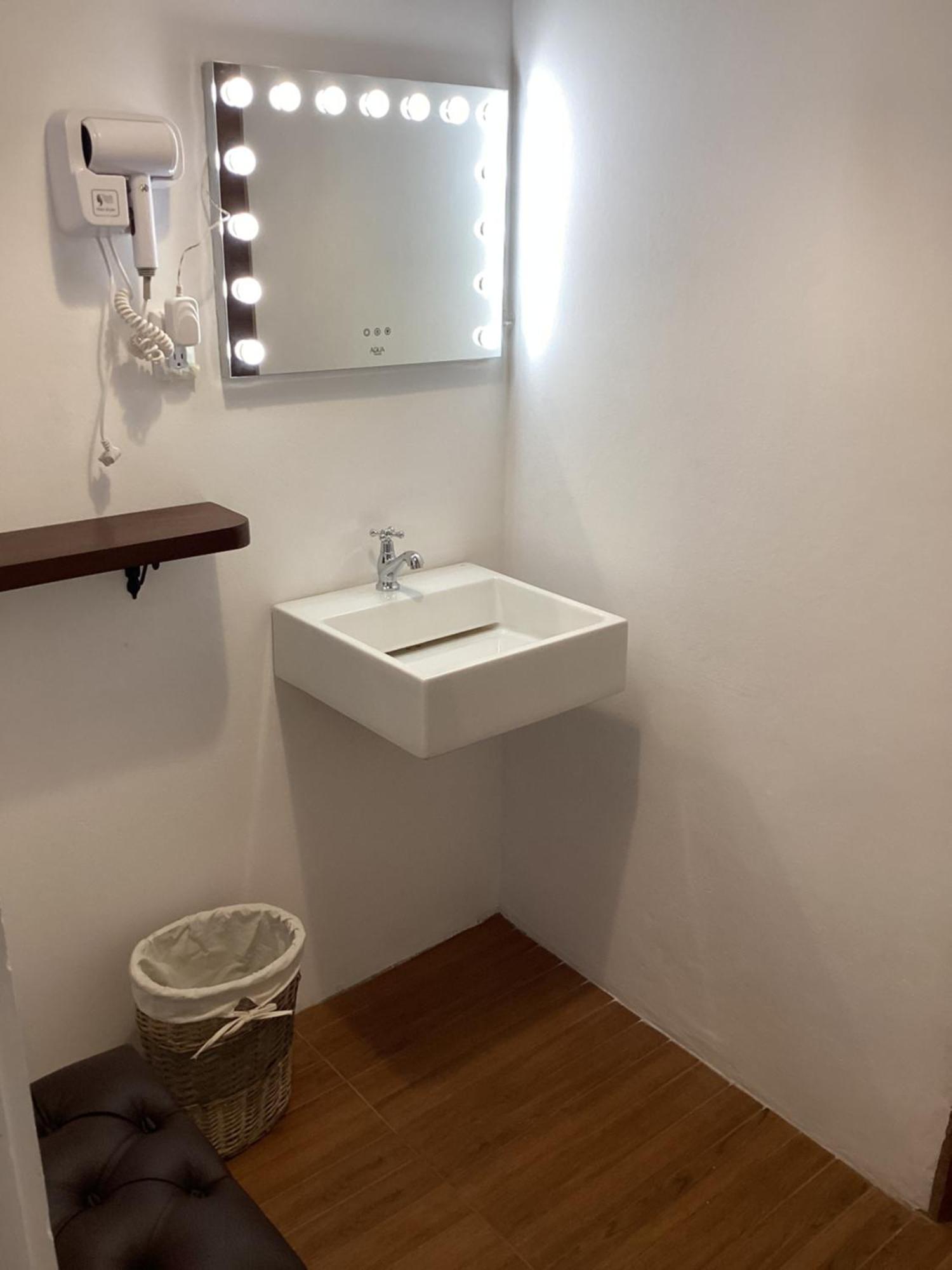 Secret Garden Hotel Кахуита Екстериор снимка