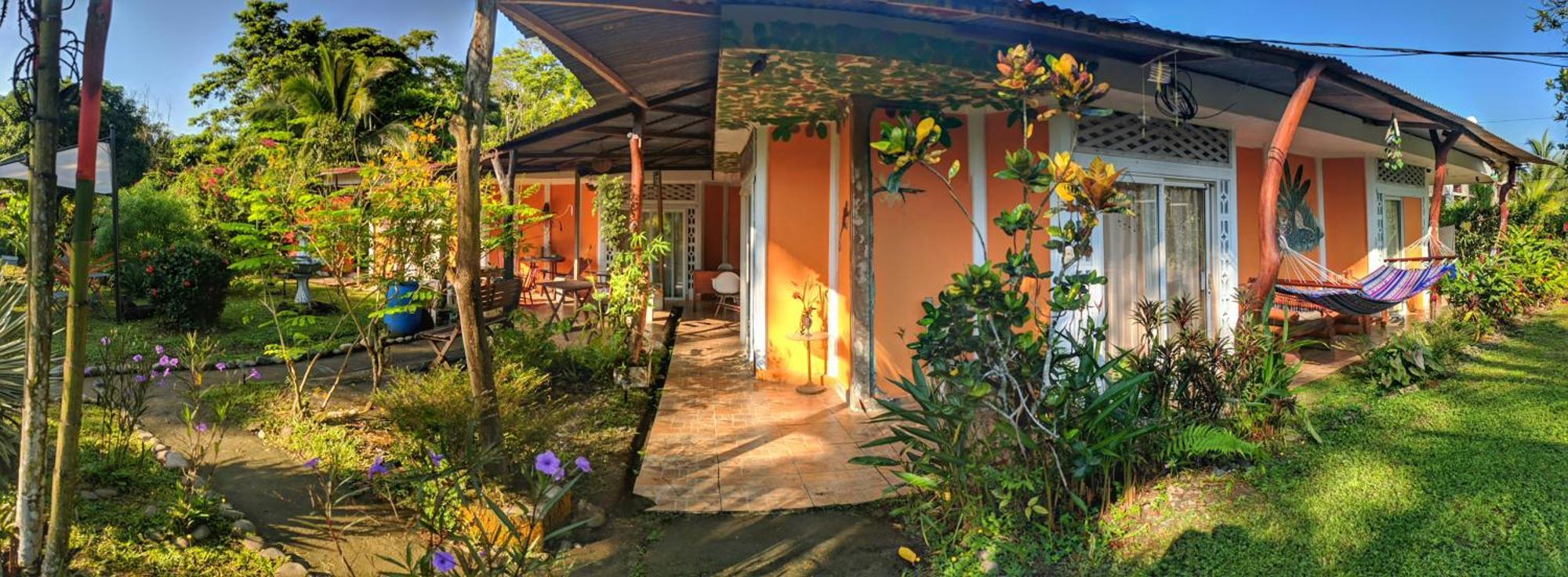 Secret Garden Hotel Кахуита Екстериор снимка